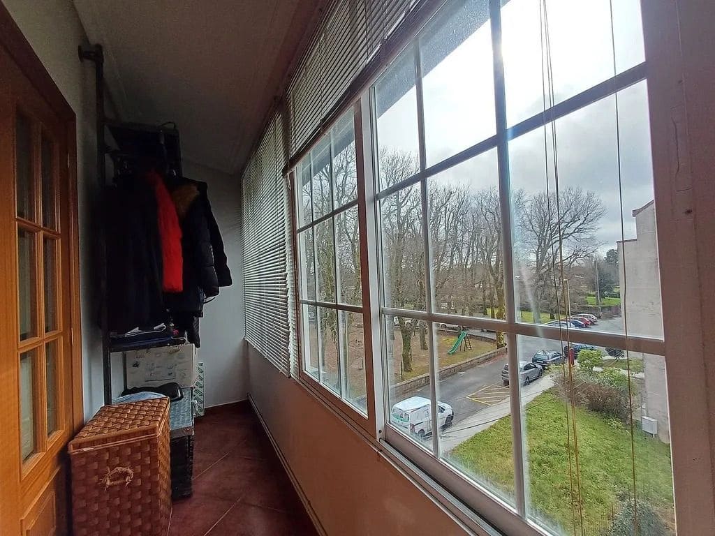 2 bedroom Apartment for sale in A Caniza - € 99,000 (Ref: 9685444)