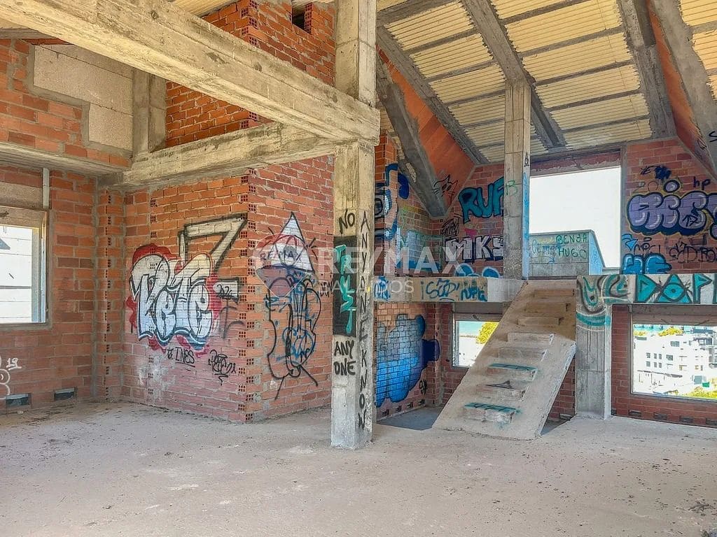 Chalet de 4 habitaciones en Vigo en venta con garaje - 495.000 € (Ref: 9685446)