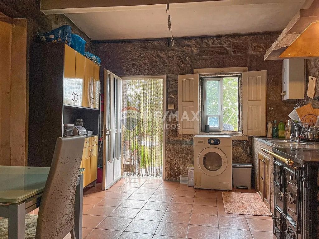 2 slaapkamer Finca/Landhuis te koop in Tui met garage - € 375.000 (Ref: 9685447)