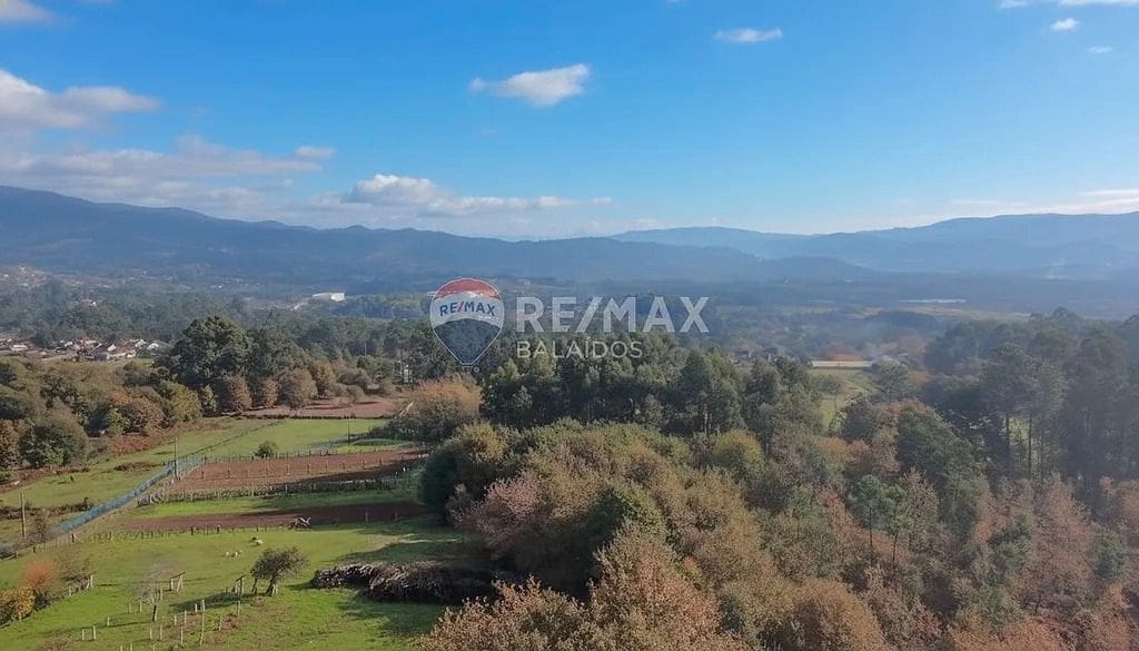 Building Plot for sale in Salvaterra de Mino - € 140,000 (Ref: 9685449)