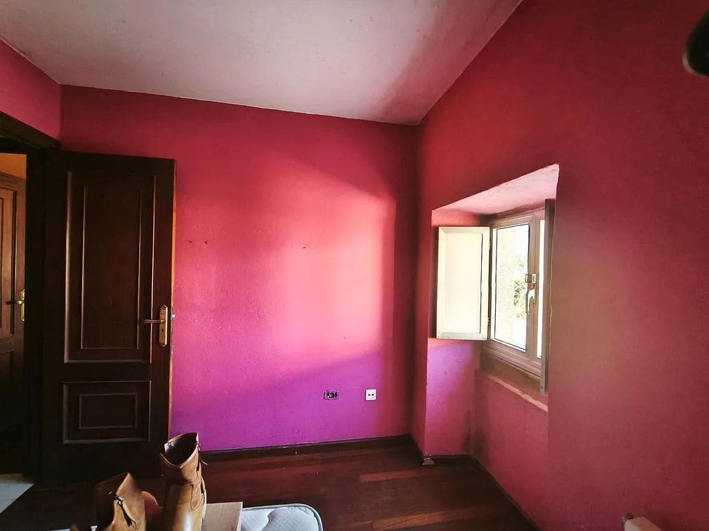 4 bedroom Villa for sale in A Guarda - € 80,000 (Ref: 9685450)