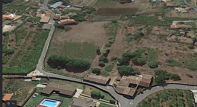 Ruin for sale in Tomiño - € 195,000 (Ref: 9685451)