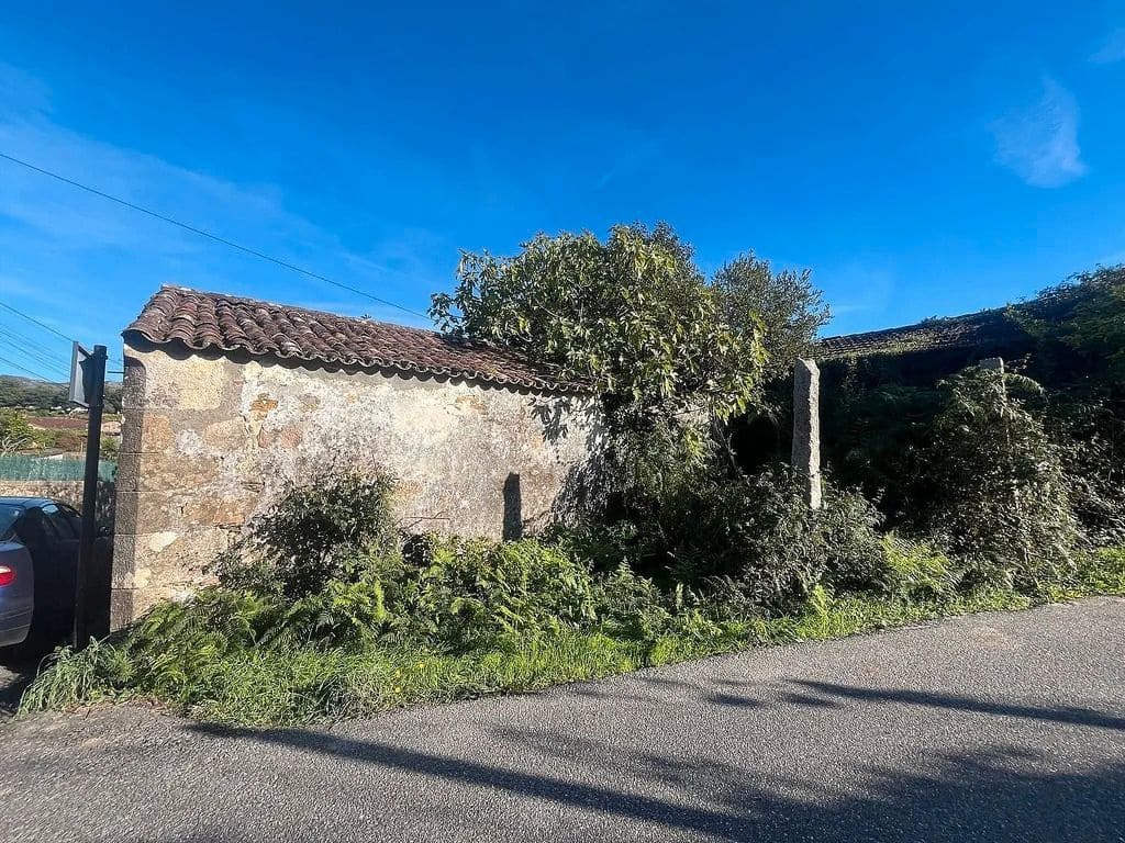 Ruin for sale in Tomino - € 195,000 (Ref: 9685451)