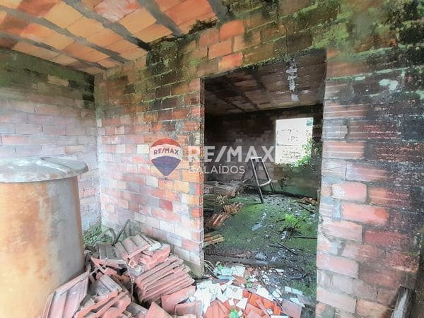 1 bedroom Semi-detached Villa for sale in Ponteareas - € 47,000 (Ref: 9685454)