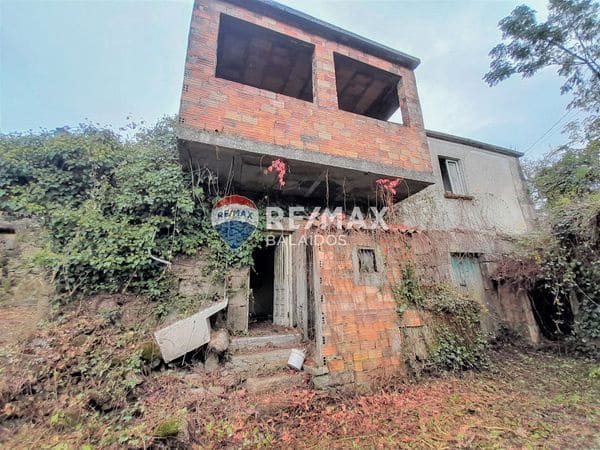 1 bedroom Semi-detached Villa for sale in Ponteareas - € 47,000 (Ref: 9685454)