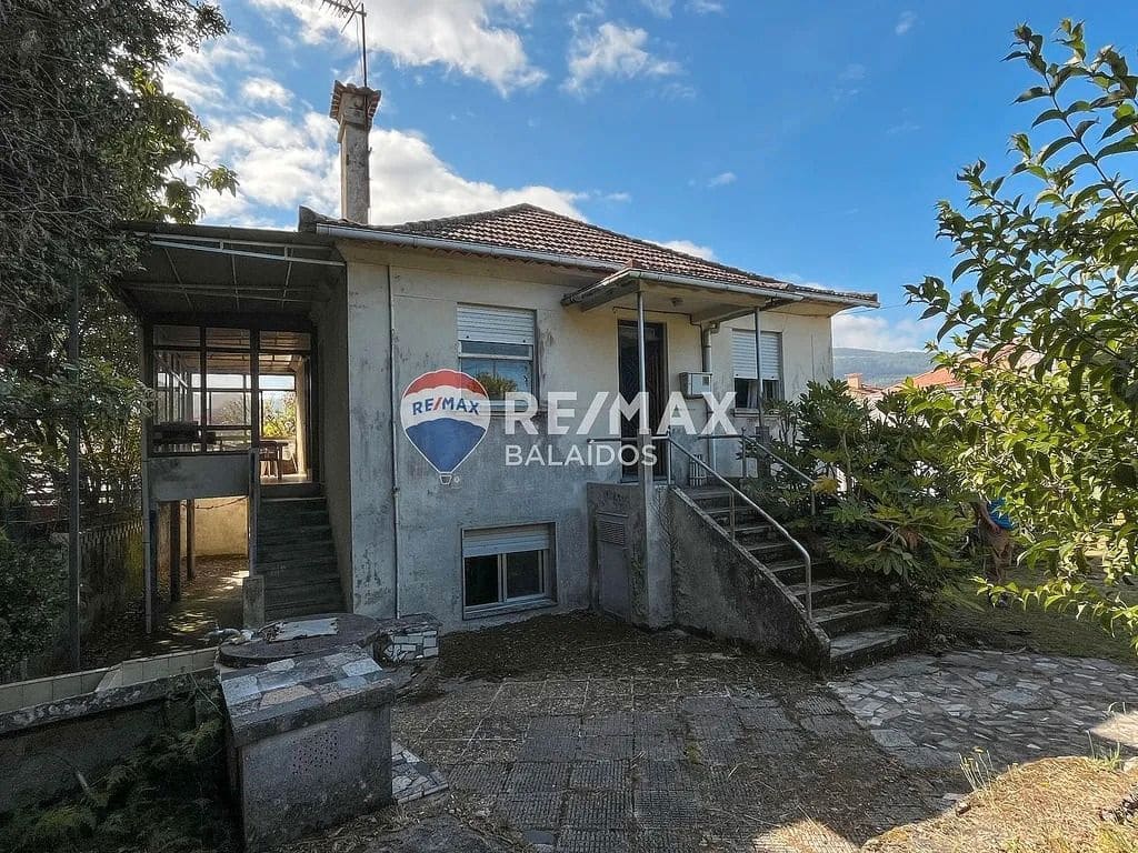 3 soveværelse Villa til salg i Vigo med garage - € 439.000 (Ref: 9685456)