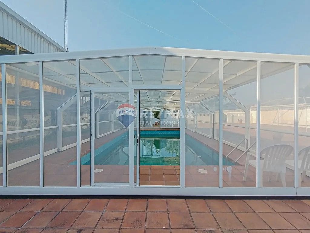 4 slaapkamer Finca/Landhuis te koop in Tomino met zwembad garage - € 348.000 (Ref: 9685458)