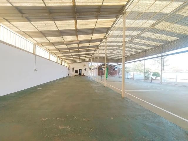 4 slaapkamer Finca/Landhuis te koop in Tomiño met zwembad garage - € 348.000 (Ref: 9685458)