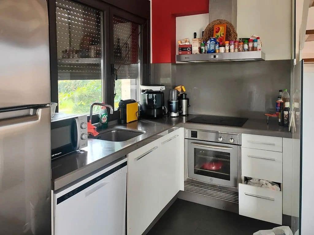 4 bedroom Villa for sale in Baiona with pool garage - € 430,000 (Ref: 9685460)