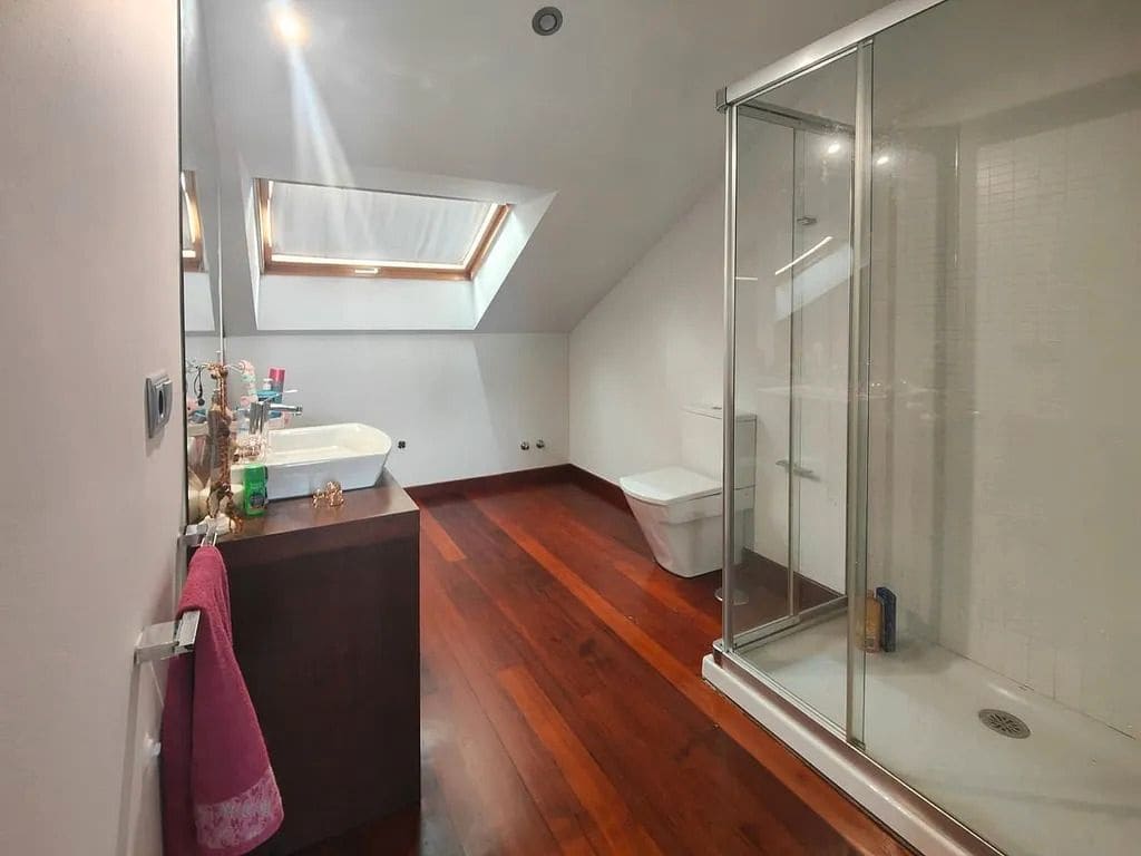 4 bedroom Villa for sale in Baiona with pool garage - € 430,000 (Ref: 9685460)