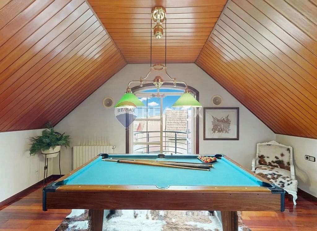 5 soveværelse Villa til salg i Vigo med garage - € 650.000 (Ref: 9685467)