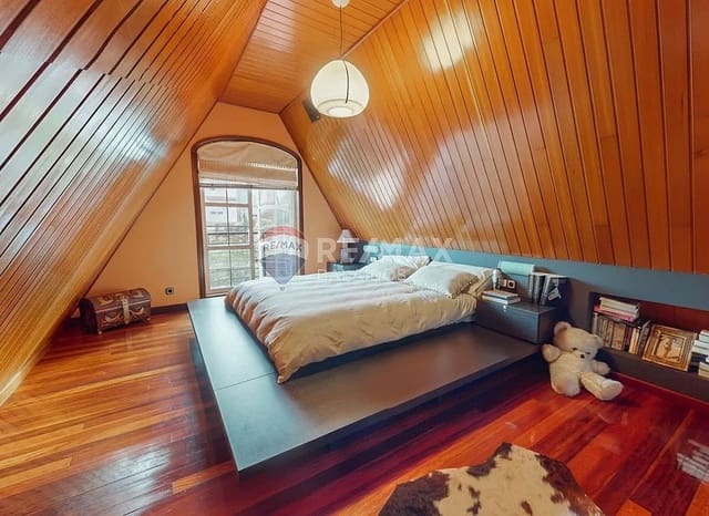 5 sovrum Villa till salu i Vigo med garage - 650 000 € (Ref: 9685467)