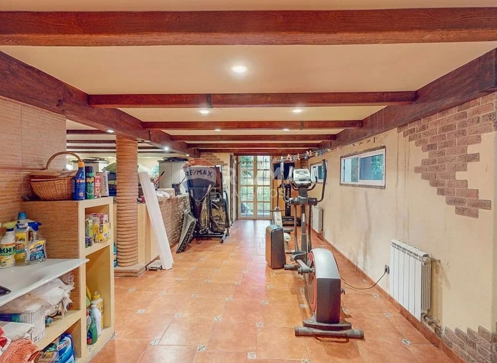 5 soveværelse Villa til salg i Vigo med garage - € 650.000 (Ref: 9685467)