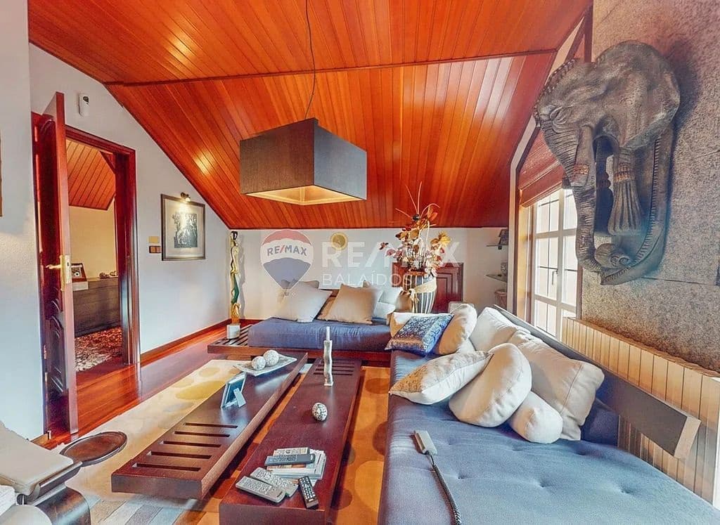 5 soveværelse Villa til salg i Vigo med garage - € 650.000 (Ref: 9685467)