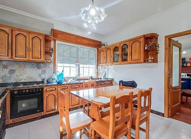 8 slaapkamer Commercieel te koop in A Cañiza - € 449.000 (Ref: 9685477)