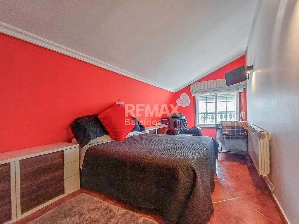 8 slaapkamer Commercieel te koop in A Caniza - € 449.000 (Ref: 9685477)