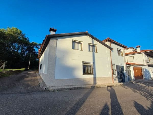 4 makuuhuone Maalaistalo myytävänä paikassa A Guarda mukana 
autotalli - 195 000 € (Ref: 9685484)