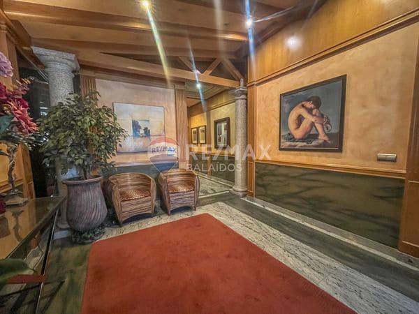 4 bedroom Penthouse for sale in Vigo with garage - € 1,800,000 (Ref: 9685496)