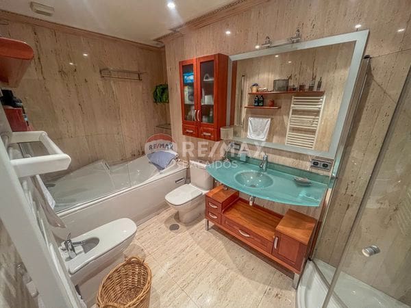 4 bedroom Penthouse for sale in Vigo with garage - € 1,800,000 (Ref: 9685496)