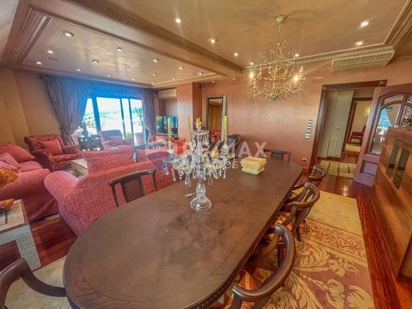 4 bedroom Penthouse for sale in Vigo with garage - € 1,800,000 (Ref: 9685496)