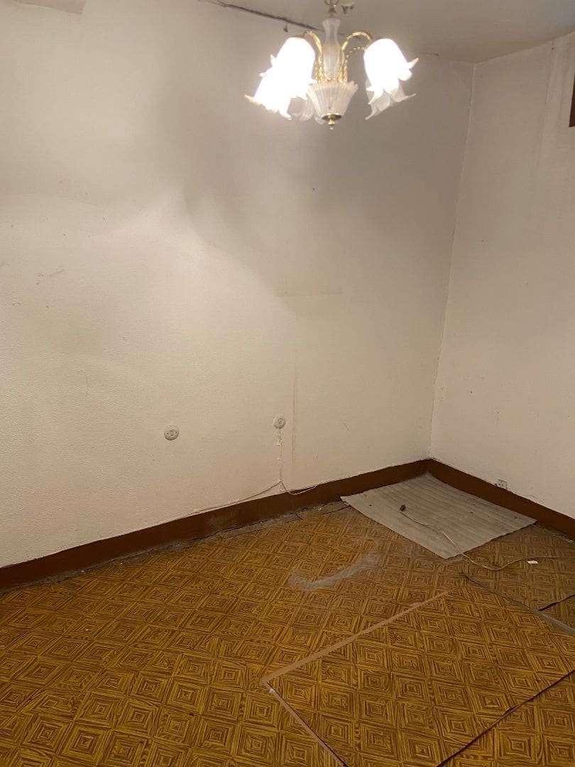 4 bedroom Finca/Country House for sale in Vigo with garage - € 135,000 (Ref: 9691331)