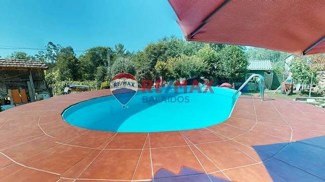6 bedroom Semi-detached Villa for sale in Ponteareas with pool garage - € 280,000 (Ref: 9691332)