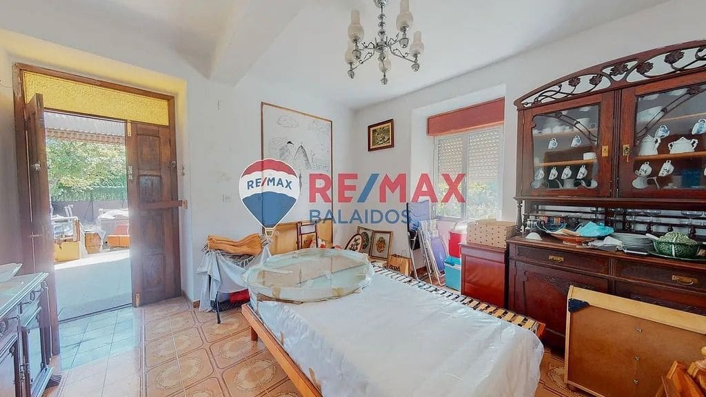 6 bedroom Semi-detached Villa for sale in Ponteareas with pool garage - € 280,000 (Ref: 9691332)