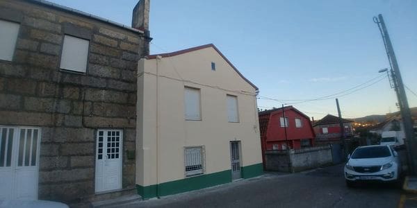 3 bedroom Finca/Country House for sale in Vigo with garage - € 135,000 (Ref: 9691333)