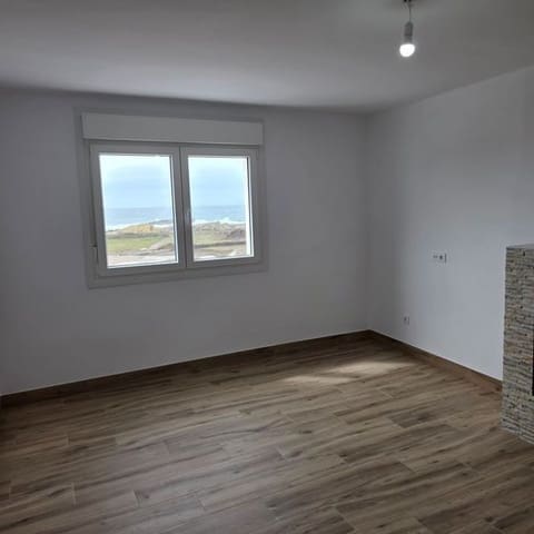 4 slaapkamer Villa te koop in Oia met garage - € 340.000 (Ref: 9691429)