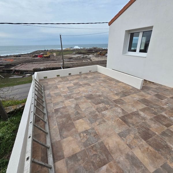 4 bedroom Villa for sale in Oia with garage - € 340,000 (Ref: 9691429)