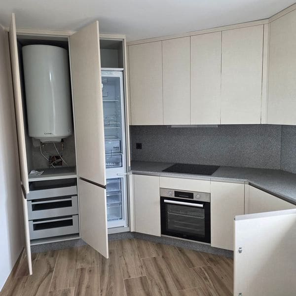 4 bedroom Villa for sale in Oia with garage - € 340,000 (Ref: 9691429)