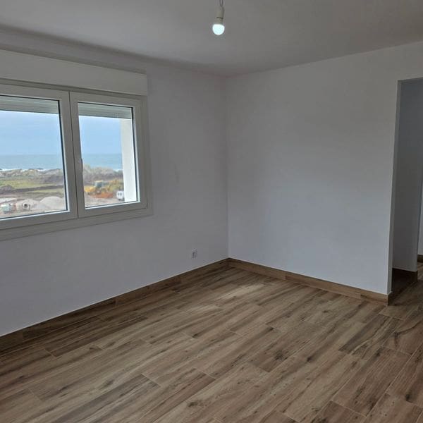 4 bedroom Villa for sale in Oia with garage - € 340,000 (Ref: 9691429)