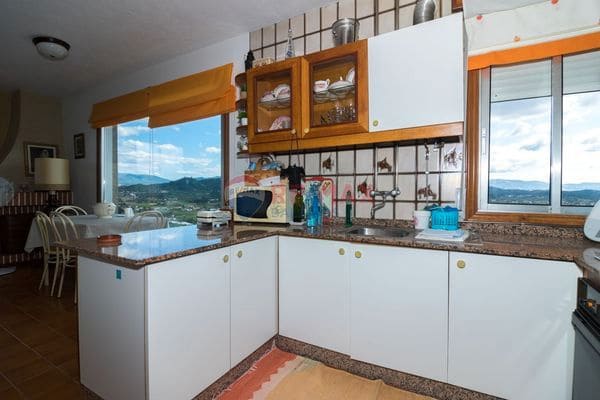 5 soveværelse Villa til salg i As Neves med swimmingpool garage - € 295.000 (Ref: 9691642)