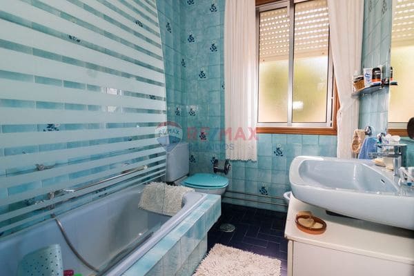 5 soveværelse Villa til salg i As Neves med swimmingpool garage - € 295.000 (Ref: 9691642)