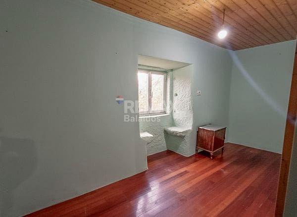 2 bedroom Finca/Country House for sale in Mos with garage - € 114,500 (Ref: 9705130)