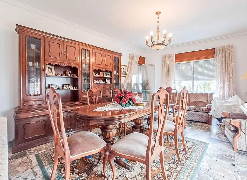 5 bedroom Flat for sale in A Caniza - € 159,000 (Ref: 9705896)