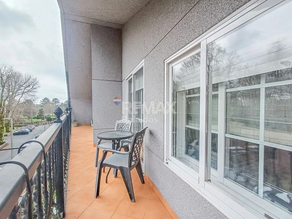 9 bedroom Apartment for sale in A Caniza with garage - € 449,000 (Ref: 9705898)