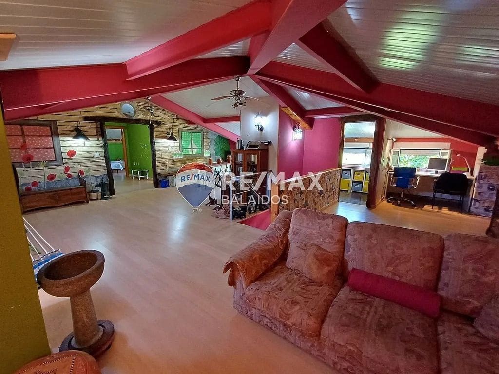 8 bedroom Finca/Country House for sale in Covelo with garage - € 299,000 (Ref: 9705920)