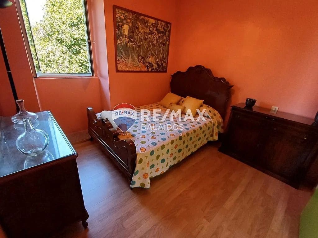 8 bedroom Finca/Country House for sale in Covelo with garage - € 299,000 (Ref: 9705920)