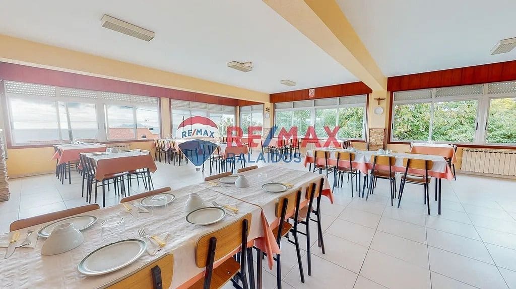 6 bedroom Villa for sale in Vigo with garage - € 880,000 (Ref: 9705921)