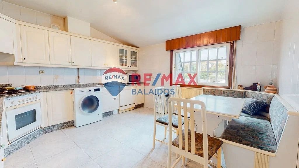 6 bedroom Villa for sale in Vigo with garage - € 880,000 (Ref: 9705921)