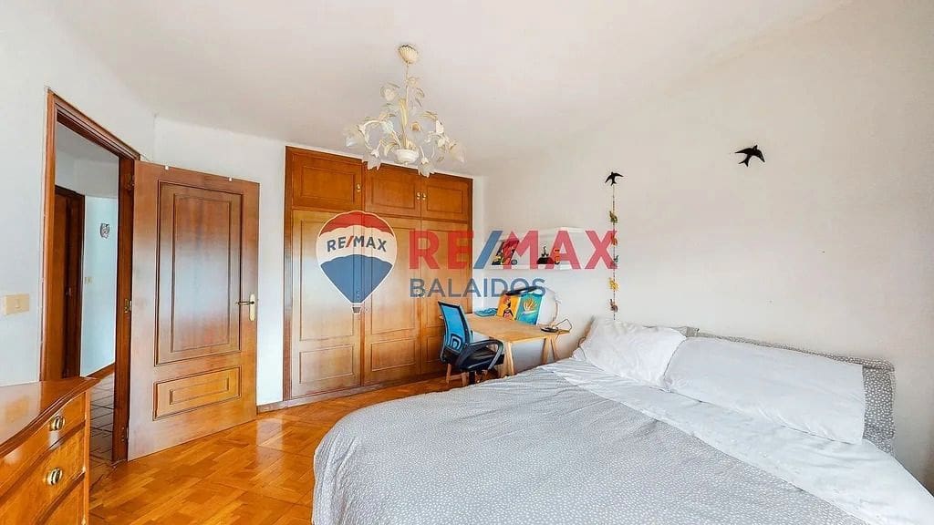 6 bedroom Villa for sale in Vigo with garage - € 880,000 (Ref: 9705921)