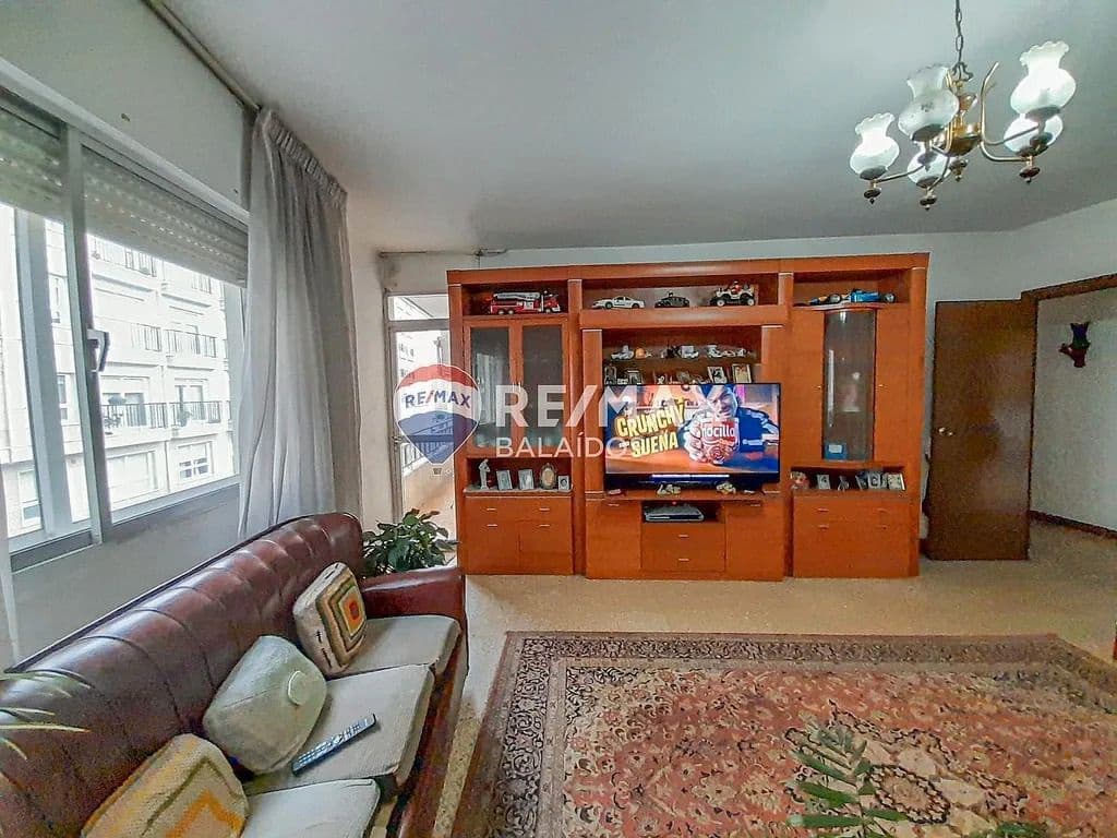 4 soveværelse Villa til salg i Ponteareas med garage - € 250.000 (Ref: 9705922)