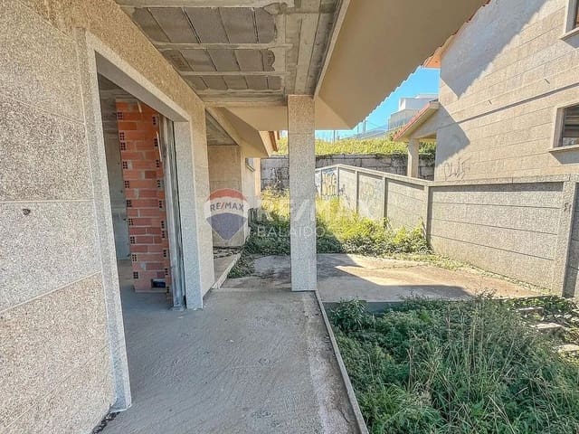 4 Zimmer Villa zu verkaufen in Vigo mit Garage - 495.000 € (Ref: 9709009)