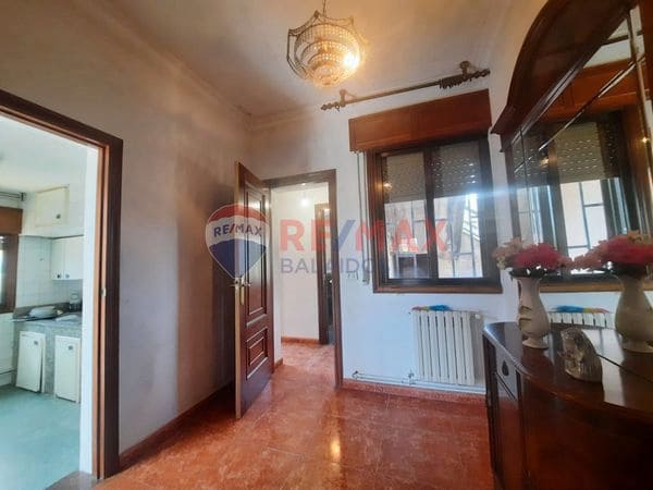 7 bedroom Townhouse for sale in Vigo with garage - € 315,000 (Ref: 9709010)