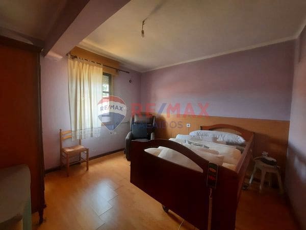 7 bedroom Townhouse for sale in Vigo with garage - € 315,000 (Ref: 9709010)