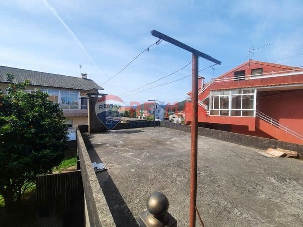 7 bedroom Townhouse for sale in Vigo with garage - € 315,000 (Ref: 9709010)