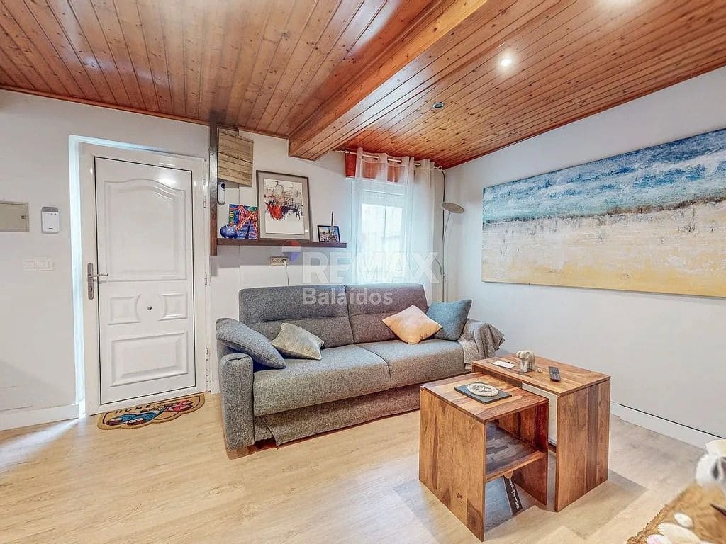 1 bedroom Apartment for sale in Vigo - € 140,000 (Ref: 9709013)