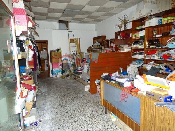 6 bedroom Semi-detached Villa for sale in Vigo - € 270,000 (Ref: 9709016)