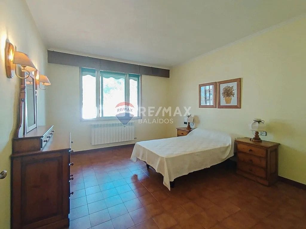 4 bedroom Finca/Country House for sale in Tomino with pool garage - € 348,000 (Ref: 9709018)